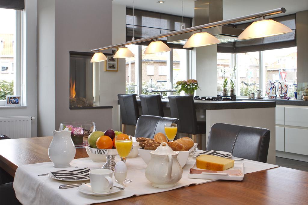 Bed & Breakfast Wit 51 Noordwijk Exteriör bild