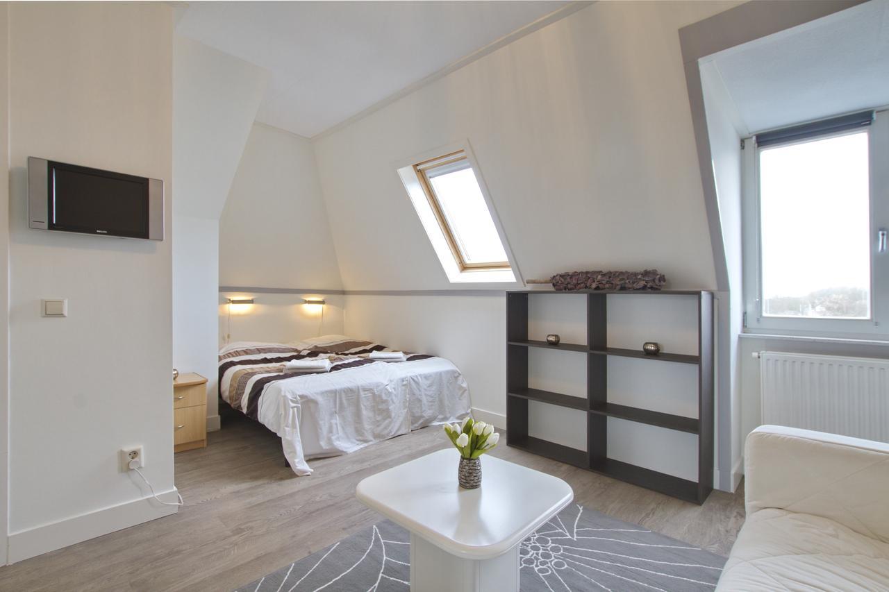 Bed & Breakfast Wit 51 Noordwijk Rum bild